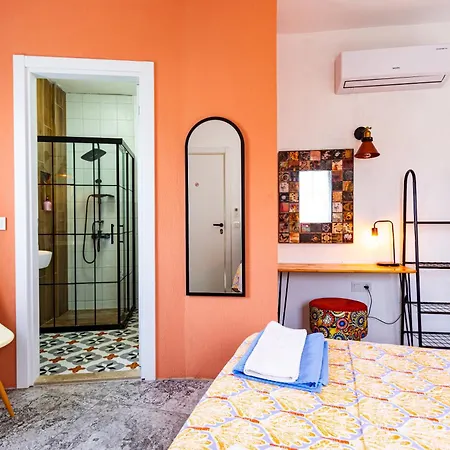 Arden's House فندق مبيت وإفطار بودروم