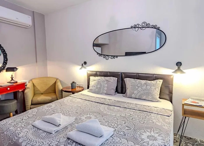 Arden's House Oda ve Kahvaltı 4*