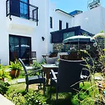 Arden's House بودروم