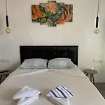 فندق مبيت وإفطار Arden's House بودروم