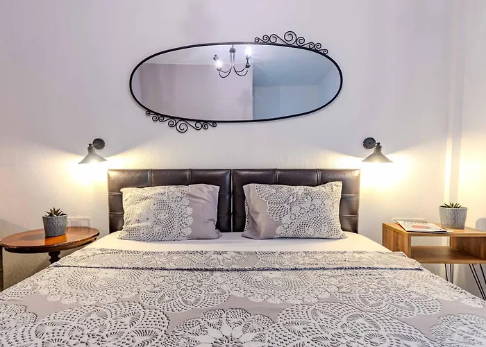 Bed and breakfast Arden's House 4*