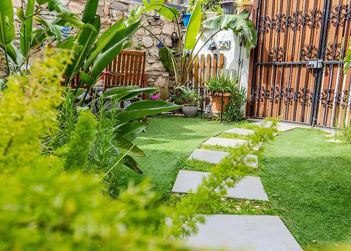 Arden's House Bed & Breakfast