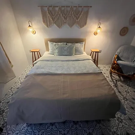 Arden's House بودروم