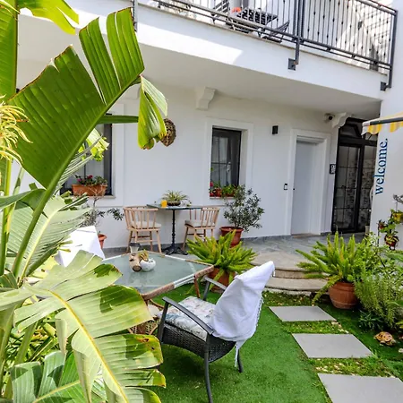 فندق مبيت وإفطار Arden's House بودروم