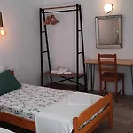 Arden's House Panzió Bodrum