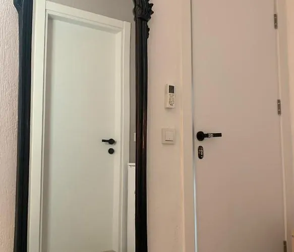 Oda ve Kahvaltı Arden's House